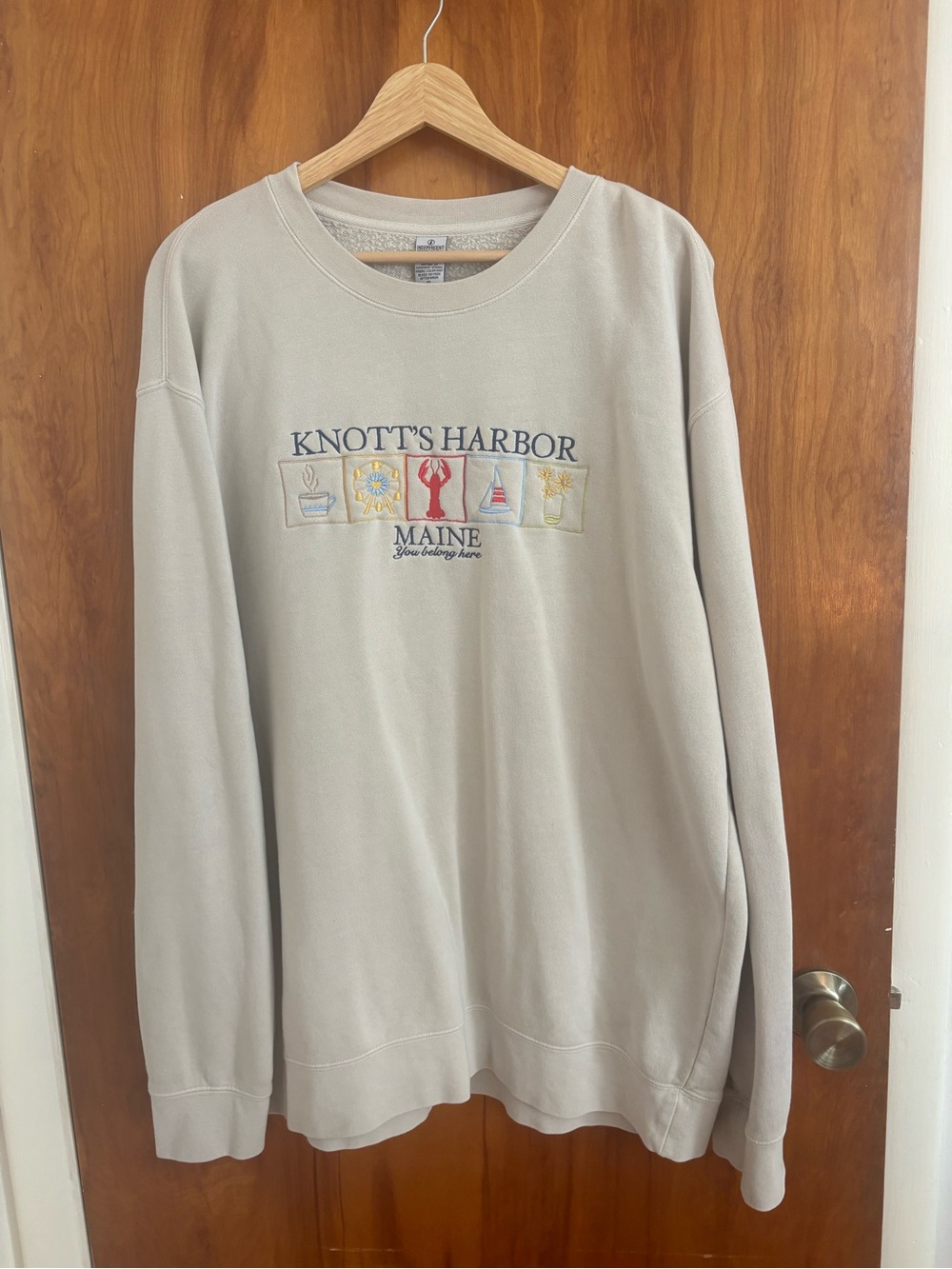 Emily Henry Happy Place Maine Crewneck